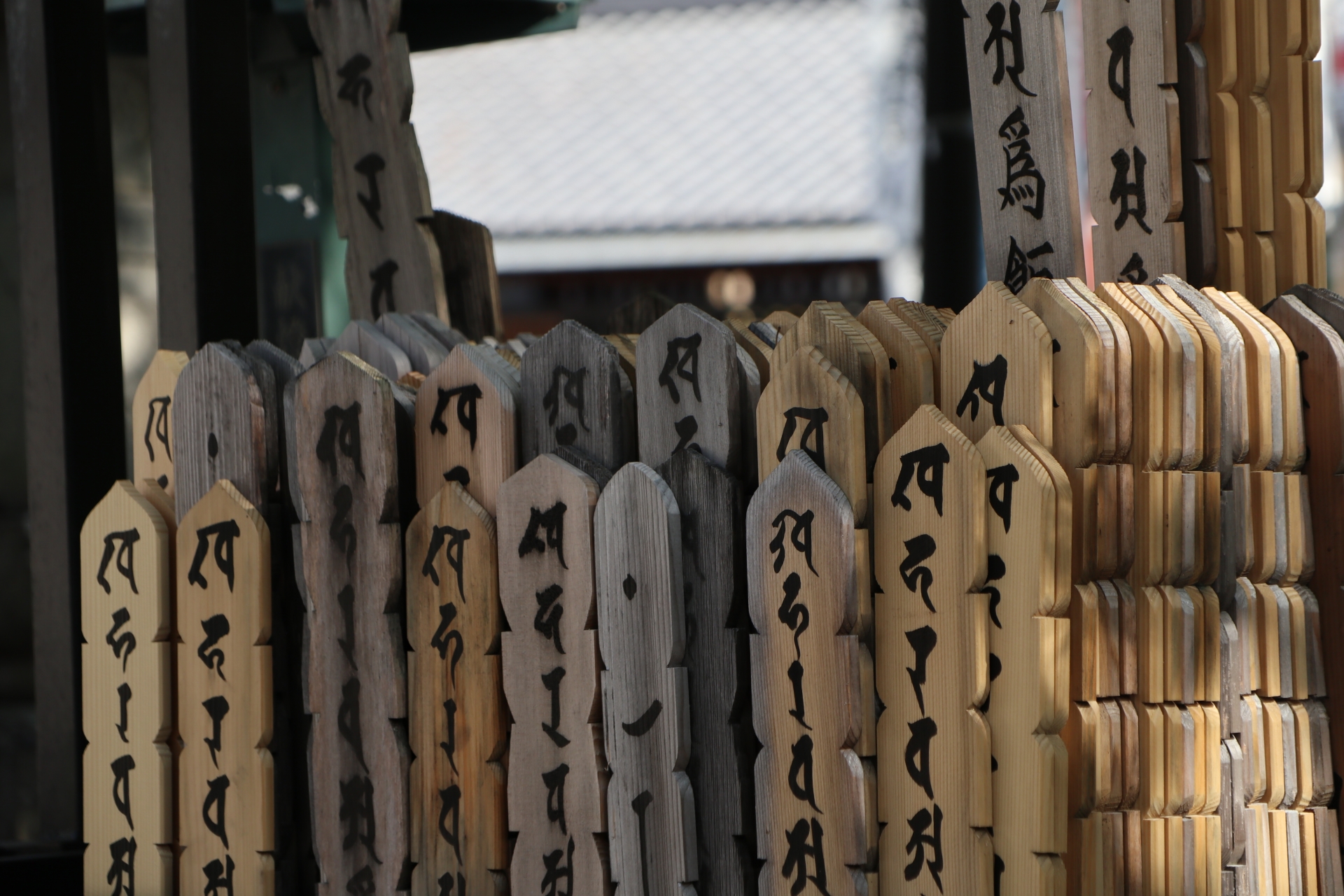 卒塔婆（そとば）とは？意味や文字、建てるタイミングを鹿沼市の葬儀社が解説